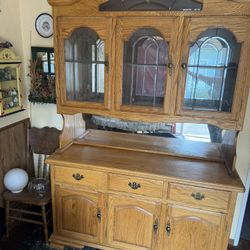 China Cabinet Hutch