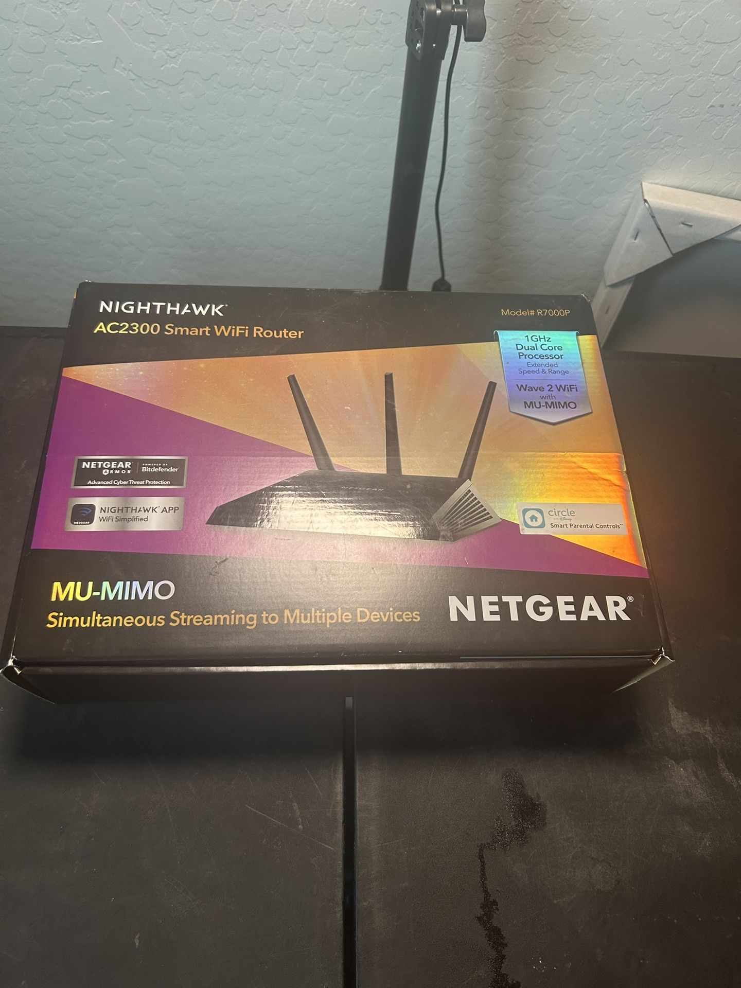 Brand New NETGEAR Nighthawk AC2300 WiFi Router