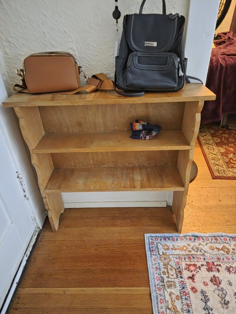 Cute Wood Shelving Unit! 