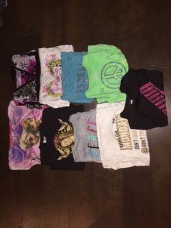 T-shirt for girl size small