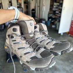 Merrell Waterproof Hiking Boots - Womens 8