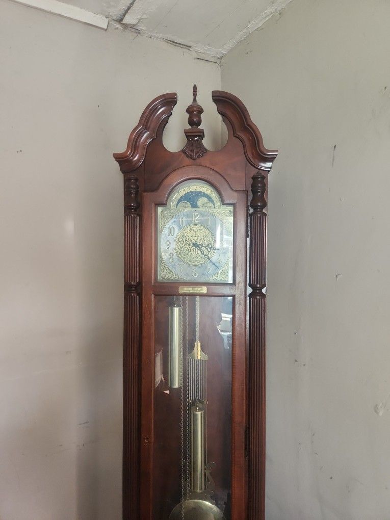 2003 Chester Cowart Christmas Grandfather Clock