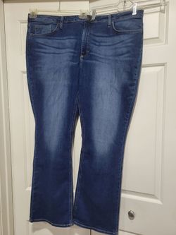 NWT Lee Women's Plus Bootcut Jean Mid Rise Size 22W M