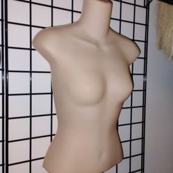 Mannequin Half Torso For Clothing Display Stores. 