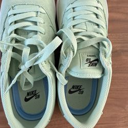 Nike SB