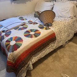 Platform bed Full size