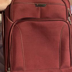 Ricardo 18 In. Soft Side Rolling Bag