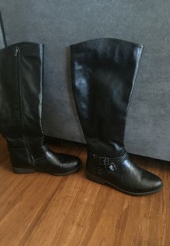 Black boots
