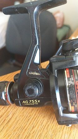 Daiwa freshwater, made in Korea, fishing reel AG755X graphite, adjustable rear drag 4, 6, or 8 lb line, in excellent condition