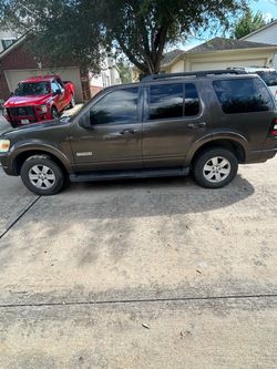 2008 ford explorer