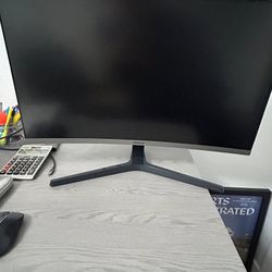 27 Inch Monitor w/ Multisport Adaptor