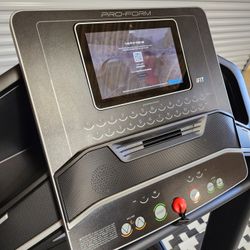 ProForm Pro Trainer 1000 Treadmill – Costco Liquidation 🔥