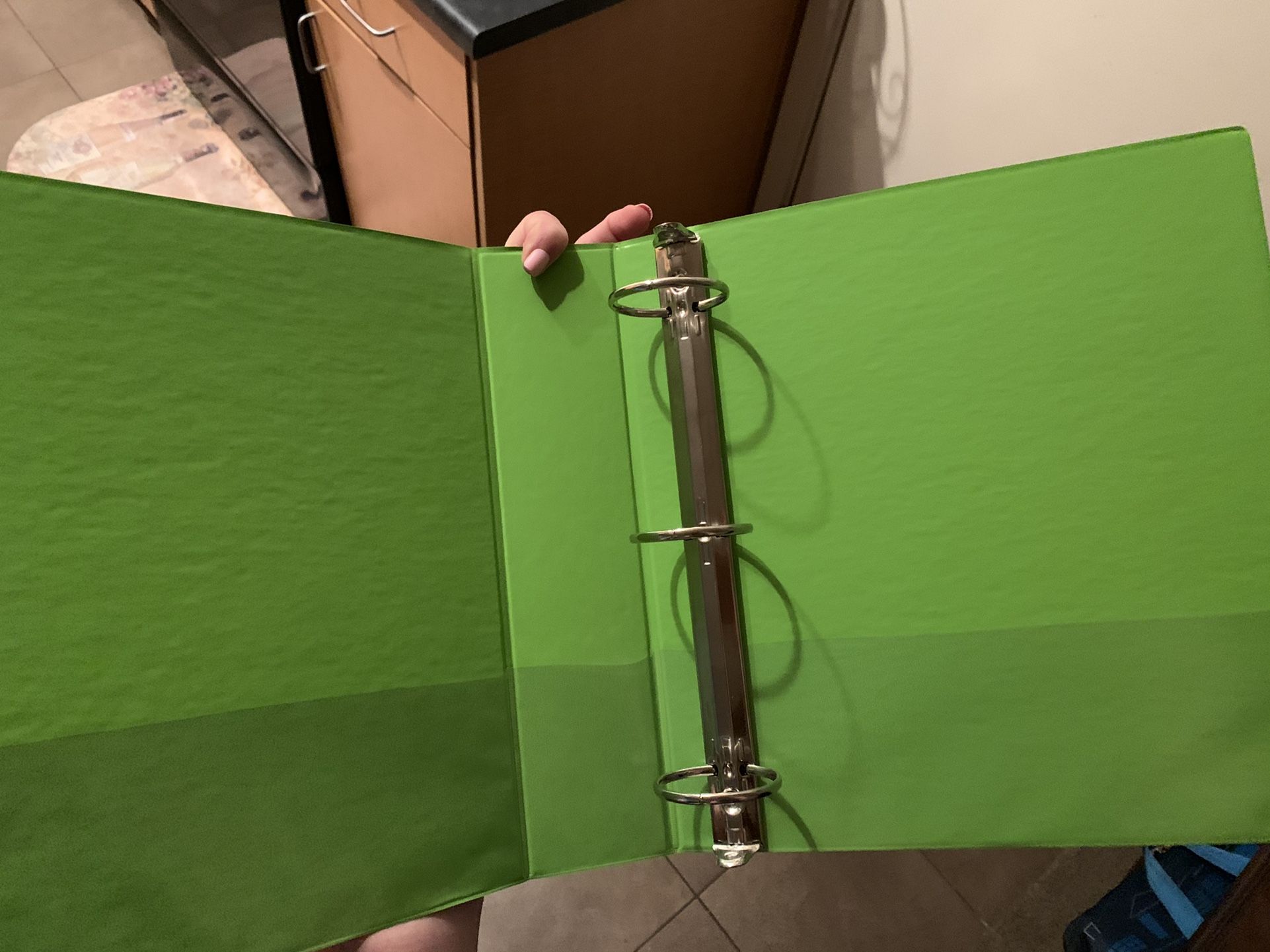 New 3 Ring Binders, 3”, Green, Amazon basics