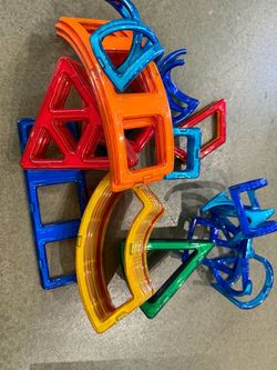 Magnetic Building Tiles – Colorful Shapes