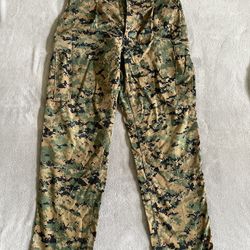 USMC woodland MARPAT Camouflage trouser Size M Regular 