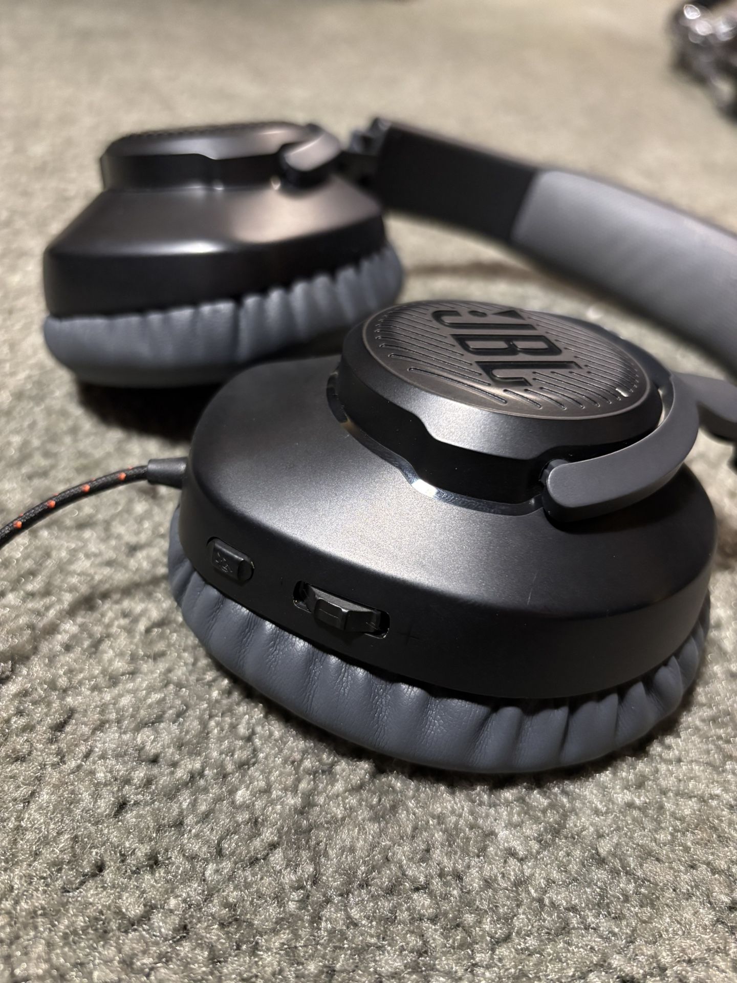 JBL Wired Headphones