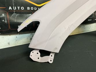 TOYOTA TACOMA 2024-2026 LH FENDER OEM
