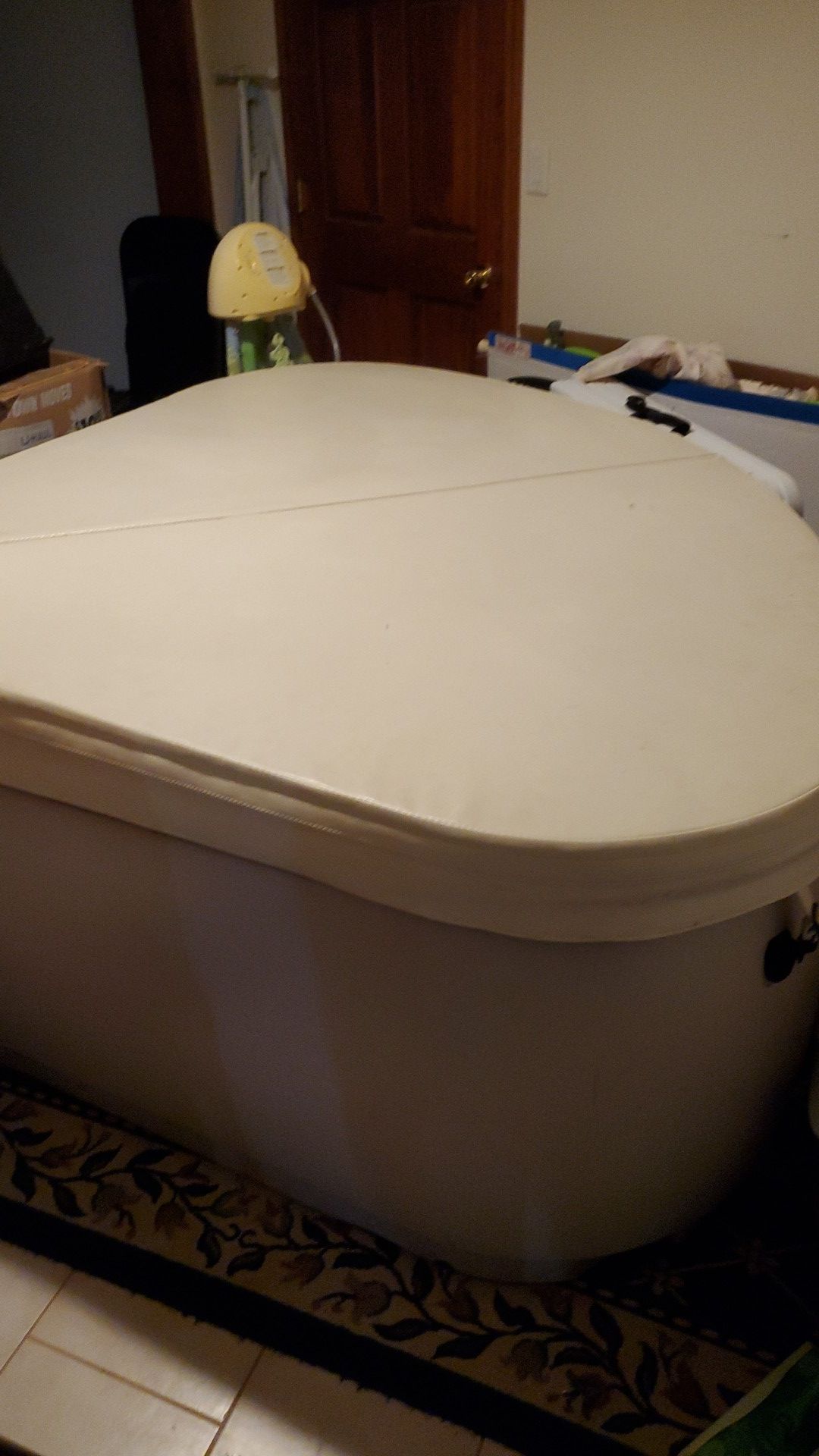 Solana tx 2 person spa hot tub for Sale in Ann Arbor, MI OfferUp