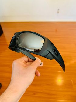 NEW Polarized Oakley Gascan With Original Packaging