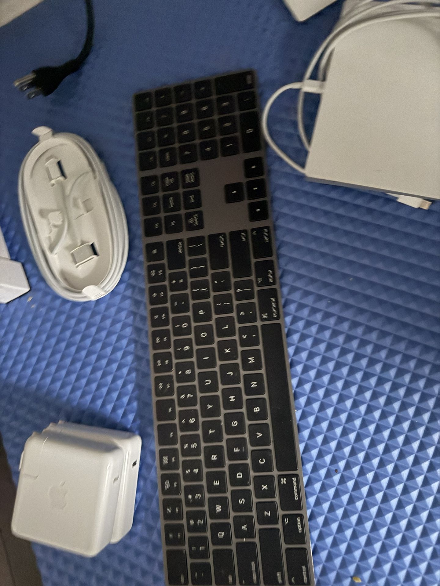 Apple Peripherals