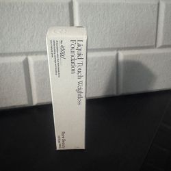 Rare Beauty Liquid Touch Weightless Foundation