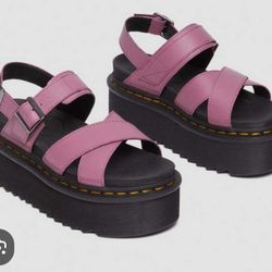 🎀Dr. Martens🎀 Women's Voss II platform sandals. Size 8-$180🎀