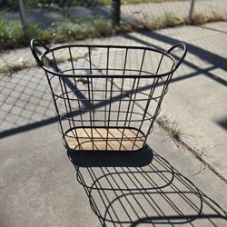 Wire Basket with Wood Base