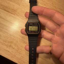 Casio F-91W Gold/Black