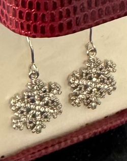 Sterling Silver Snowflake Earrings With 25 Stones on Each, Close To 3/4” (11/16”) Diameter