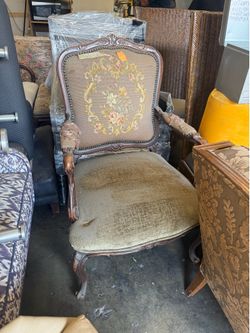 Vintage French Provincial Accent Chair – Needlepoint Floral Upholstery