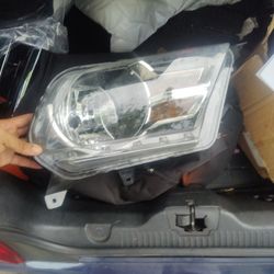 Left Headlight 2010 Mustang 