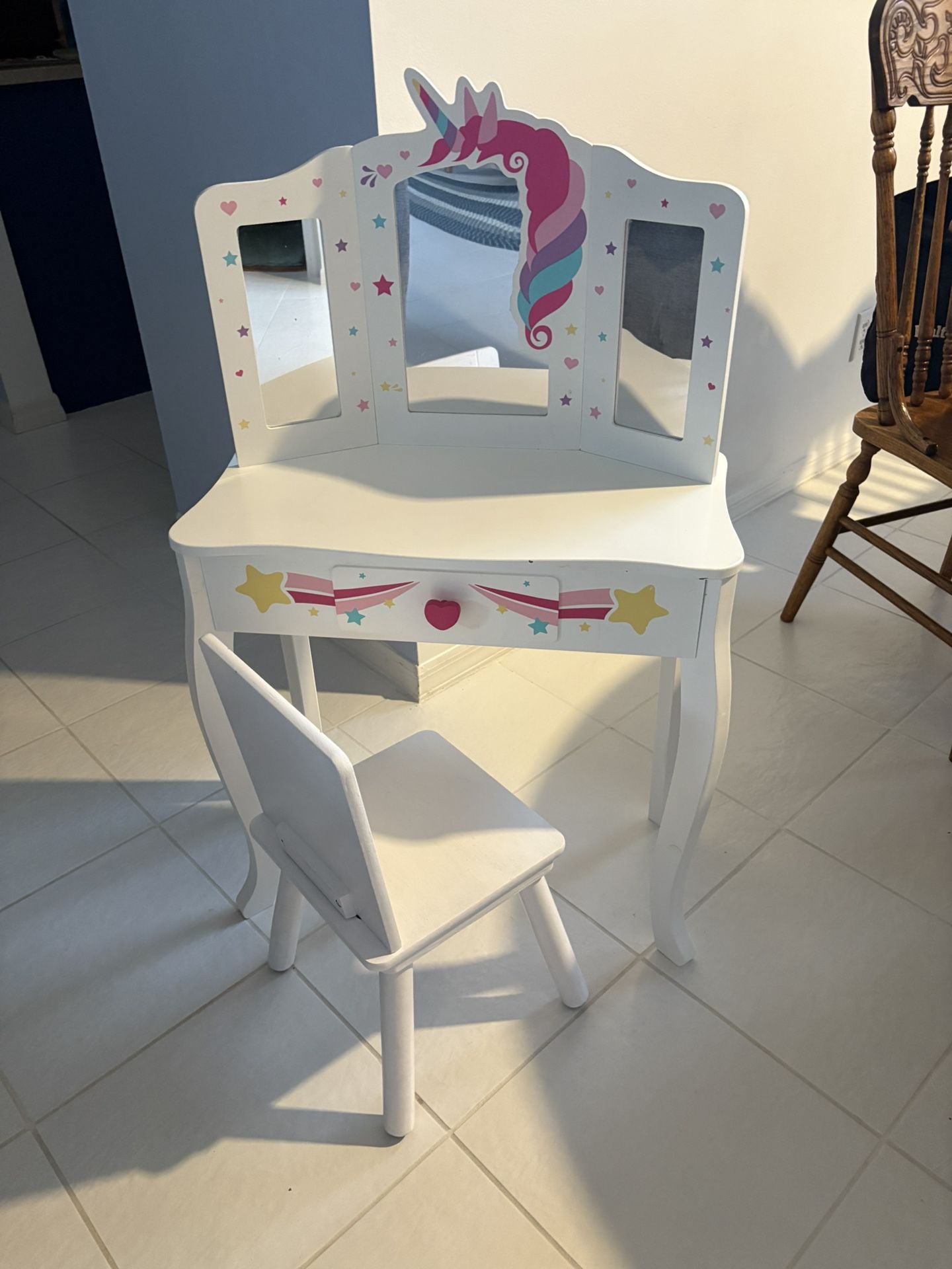 Girls Unicorn Vanity Set