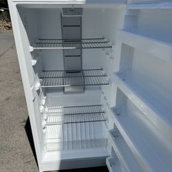 Frost Free Whirlpool 16 Cubic Upright Freezer Free Local Delivery/30 Day Warranty