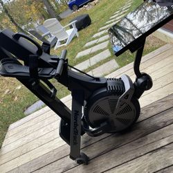 NordicTrack RW900 Black for Sale in Salem NH OfferUp