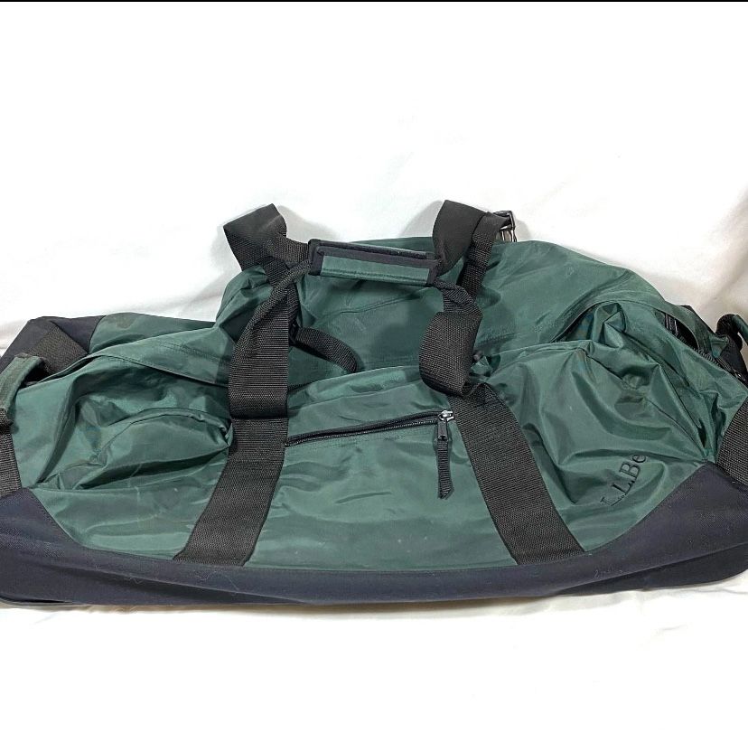 LL Bean Rolling Adventure 30” Duffle Bag Wheeled Telescopic Handle Green