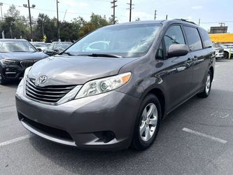 2012 Toyota Sienna