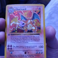 Charizard 1st Edition 1999 Base Set holographic 