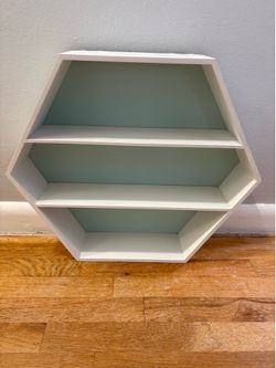 Hanging shelf