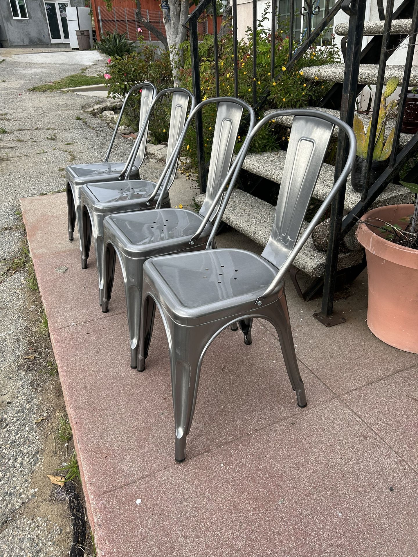 Metal Bistro Chair (set of 4)