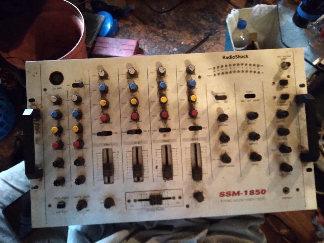 RadioShack Ssm-1850 Stereo Sound Mixer Echo