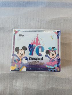 Topps Disneyland 70th Anniversary PARK EXCLUSIVE! Hobby Box Purple Glitter!