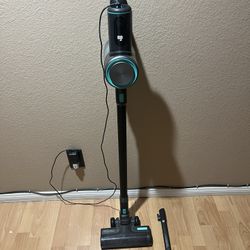 Cordless Vacuum 