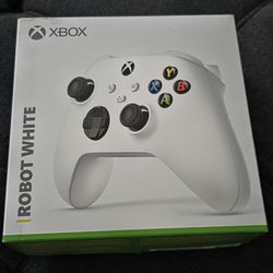 Xbox Controller (Robot White) Brand NEW!!!