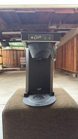 Wilbur Curtis TLP Commercial Low-Profile Airpot Coffee Brewer – 120V / 1500W