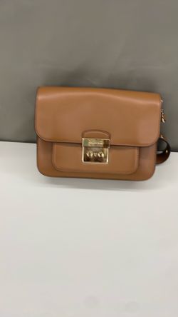 Michael Kors purse. Item No 786 (Shopgoodwill)