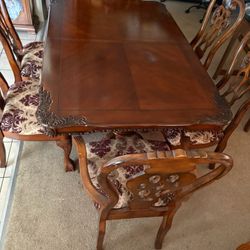 7 Piece dining set