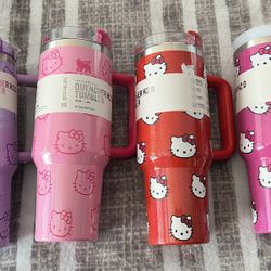 Hello Kitty cups 