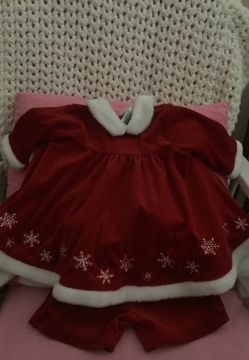 Size 3-6 months Christmas dress & shorts