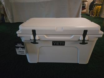 Yeti 45 Tundra cooler