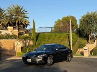 2019 Lexus ES 350